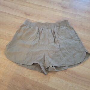 H&M Shorts Size Medium